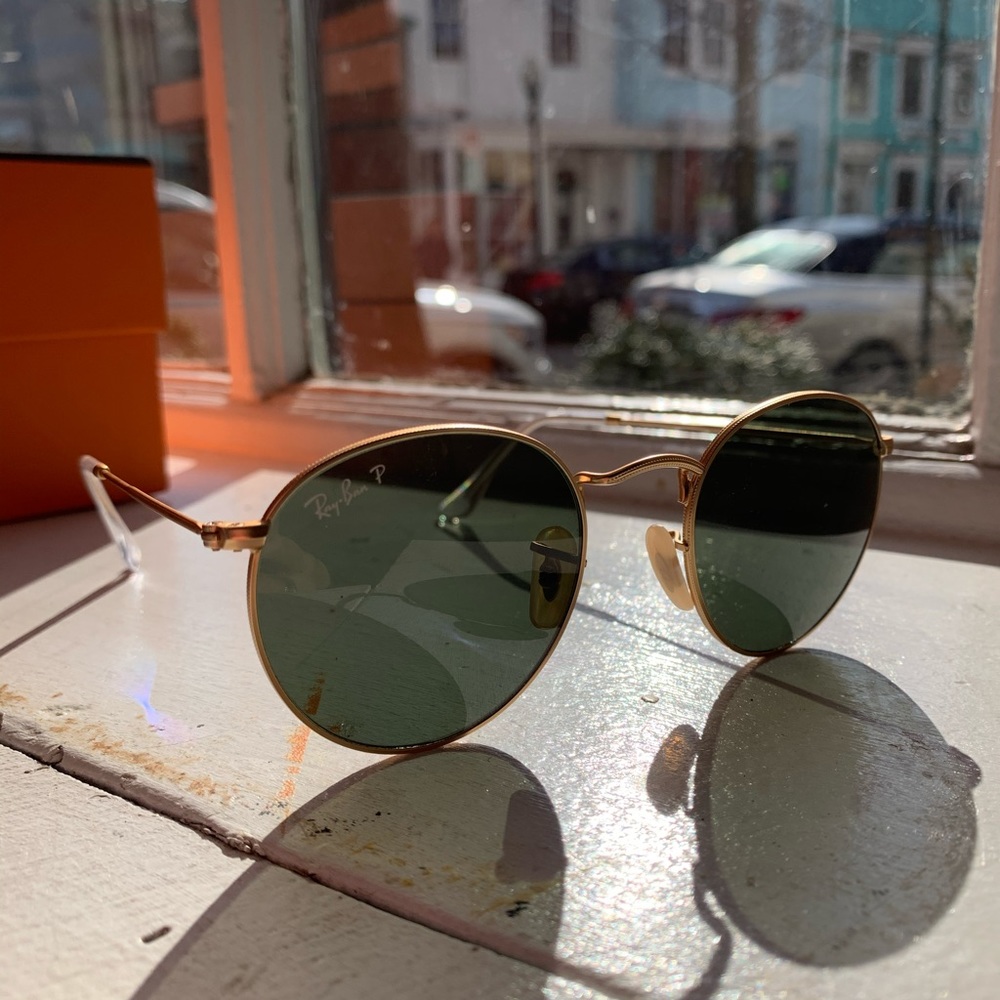 RAY BAN ROUND SUNGLASSES